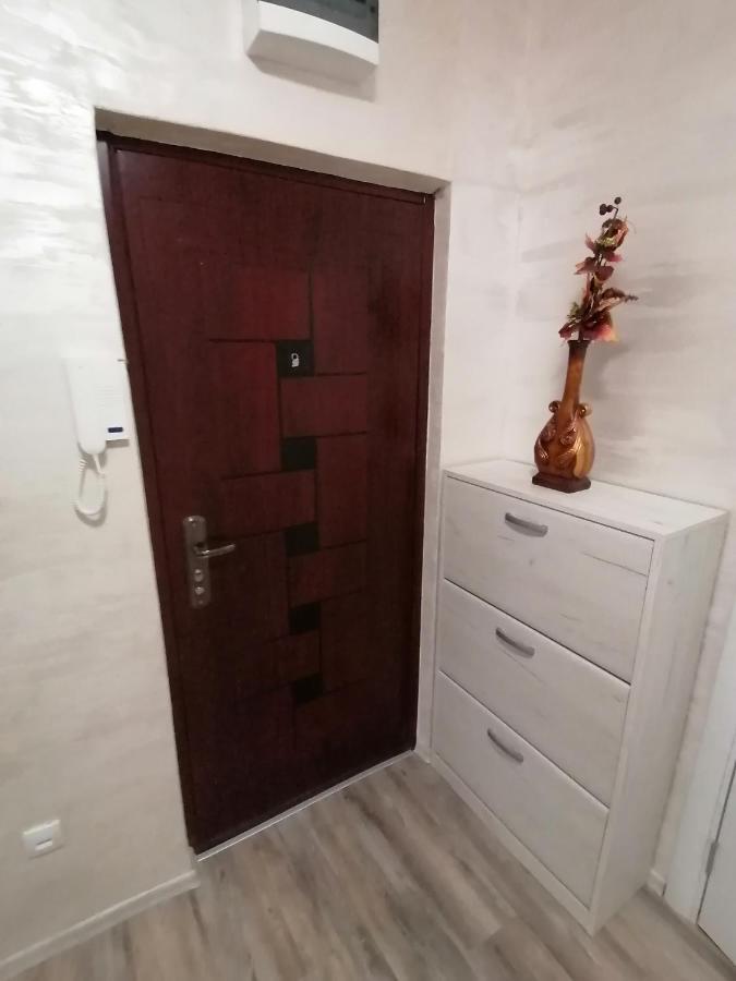 Vemiur Apartman Čačak Kültér fotó