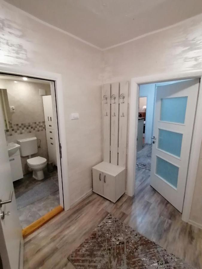 Vemiur Apartman Čačak Kültér fotó