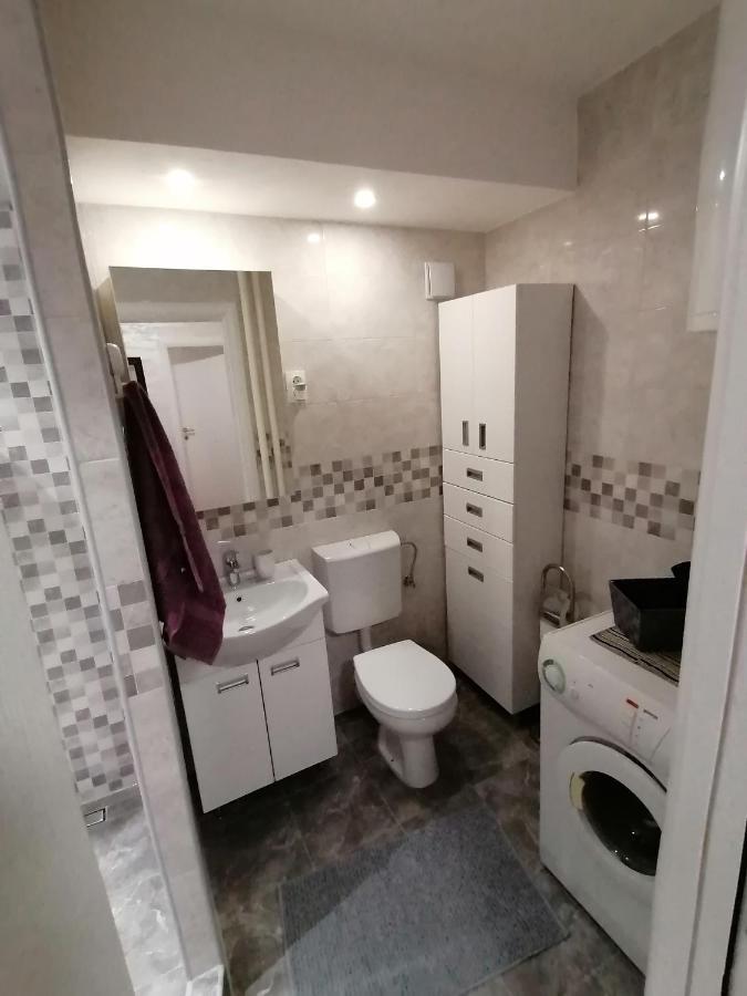 Vemiur Apartman Čačak Kültér fotó