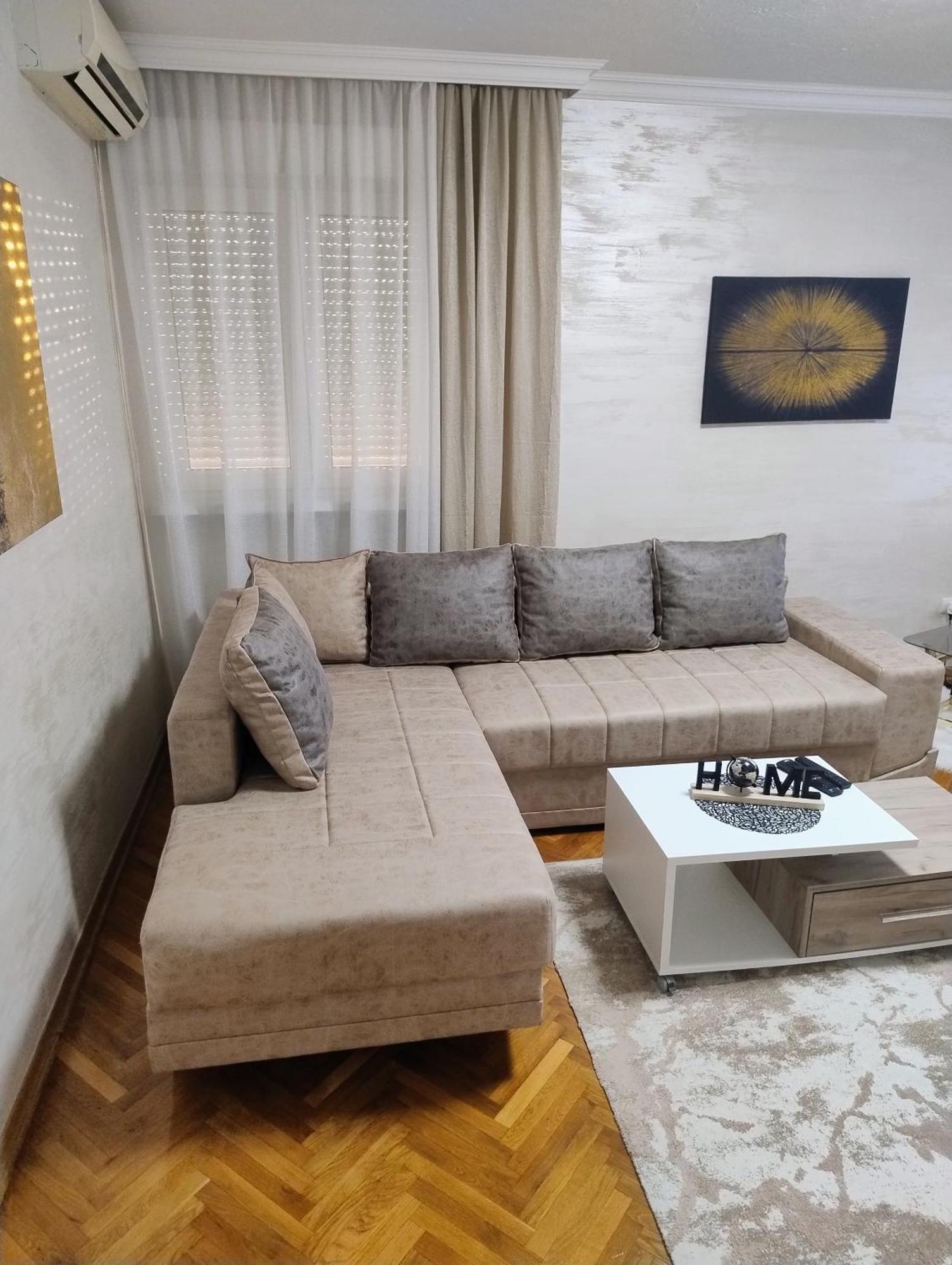 Vemiur Apartman Čačak Kültér fotó